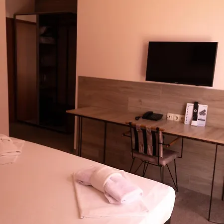 Clepsydra 플로브디프